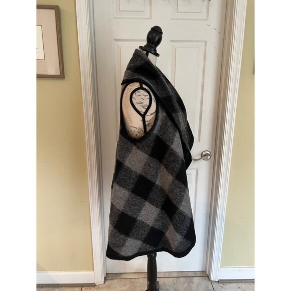 Amita Open Cardigan Wool Blend gray black buffalo check Shawl Sleeveless One Siz - Picture 2 of 5